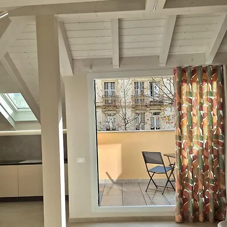 شقة Platani Del Corso - Attico Con Parcheggio Privato - Private Parking