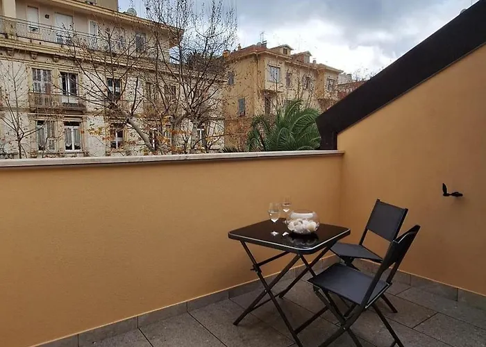 Platani Del Corso - Attico Con Parcheggio Privato - Private Parking *